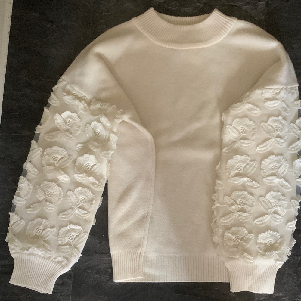 Amaryllis Ivory Floral Sleeve Sweater - Picture 3 of 6
